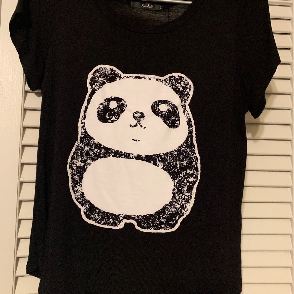 Panda tee